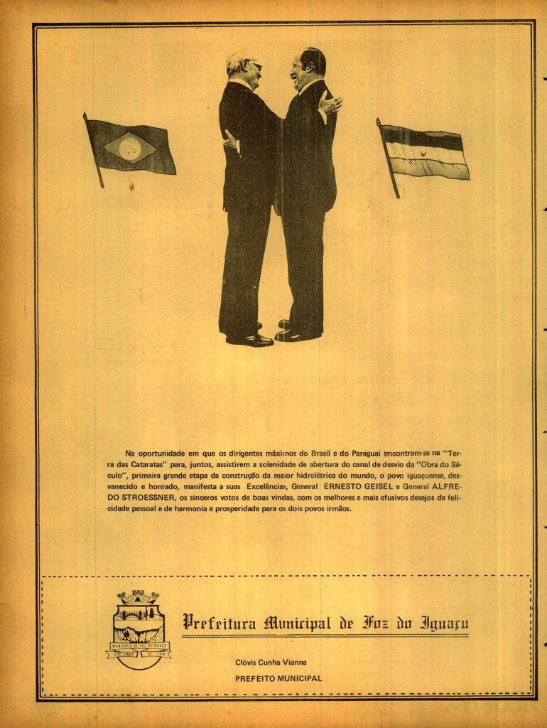 Geisel e Stroessner na abertura do canal de desvio 